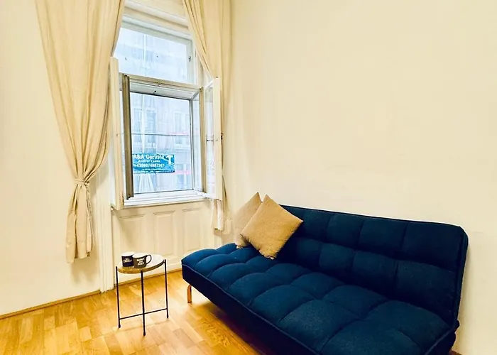 Comfy 1br For 4, 10min Transport To Stadthalle Apartment *