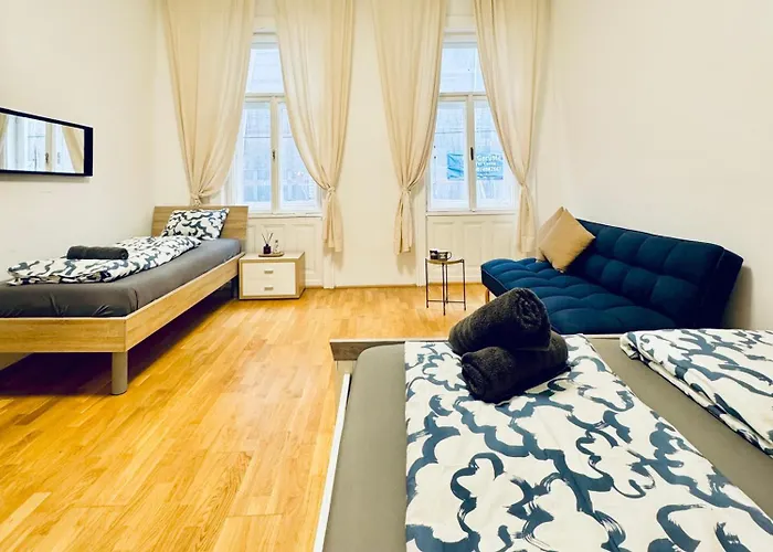 Comfy 1br For 4, 10min Transport To Stadthalle *